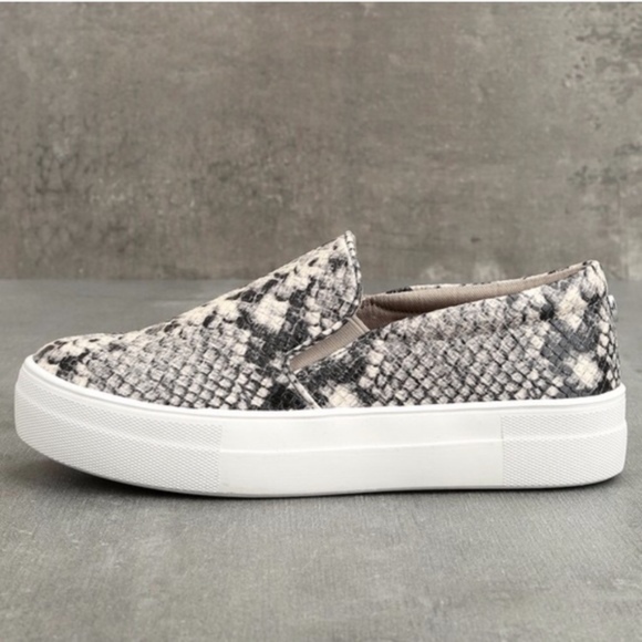 steve madden snakeskin tennis shoes